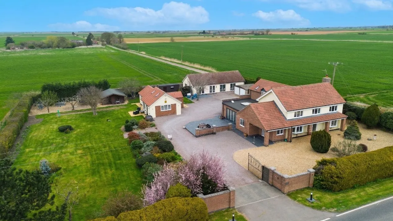 Spalding Road, Bourne, PE10, photo 51