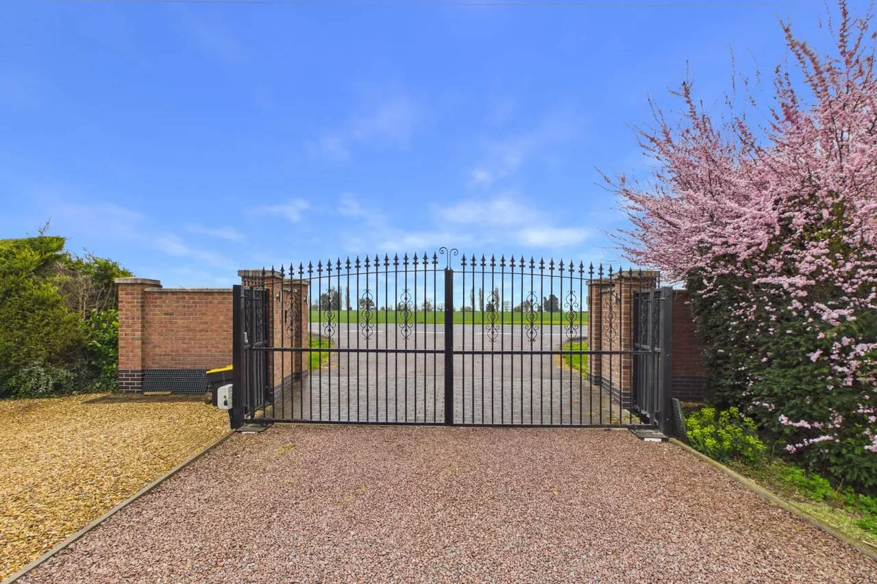 Spalding Road, Bourne, PE10, photo 53