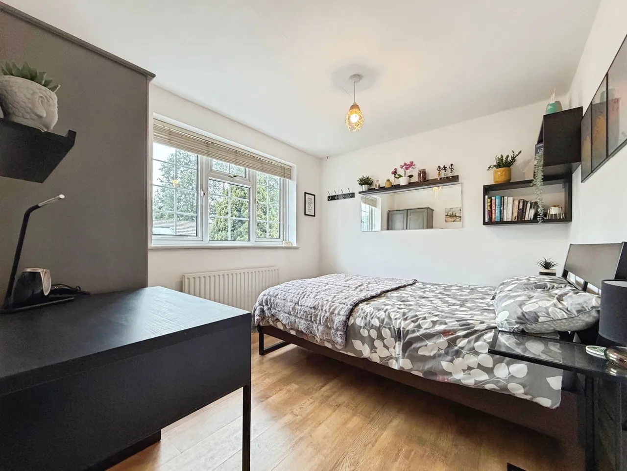 Chiltern Close, Farnborough, Hampshire, GU14 9SF, photo 7