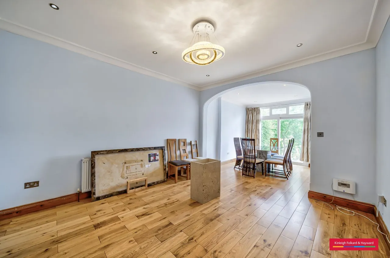 Neeld Crescent, London, NW4, photo 3