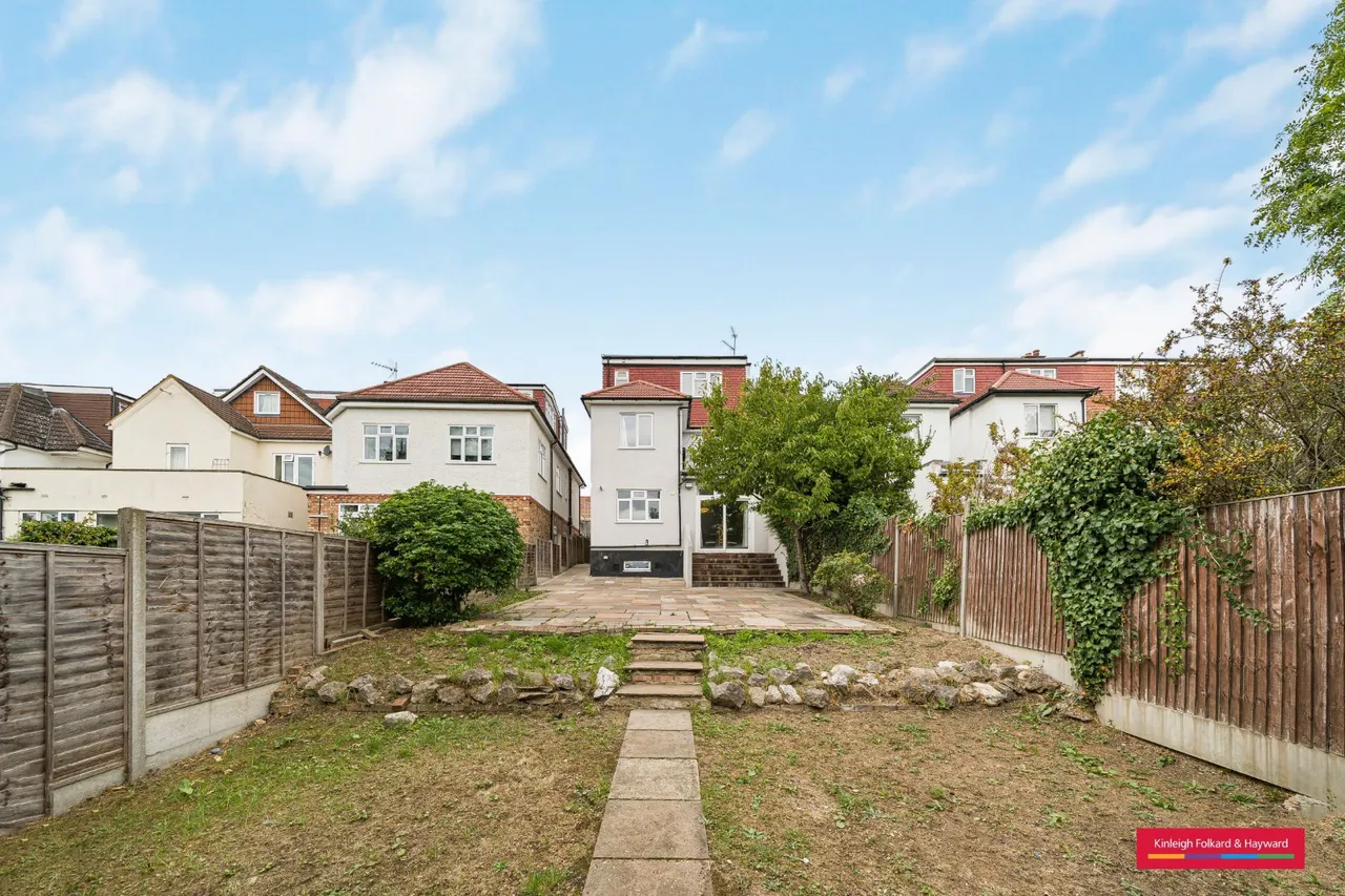 Neeld Crescent, London, NW4, photo 5