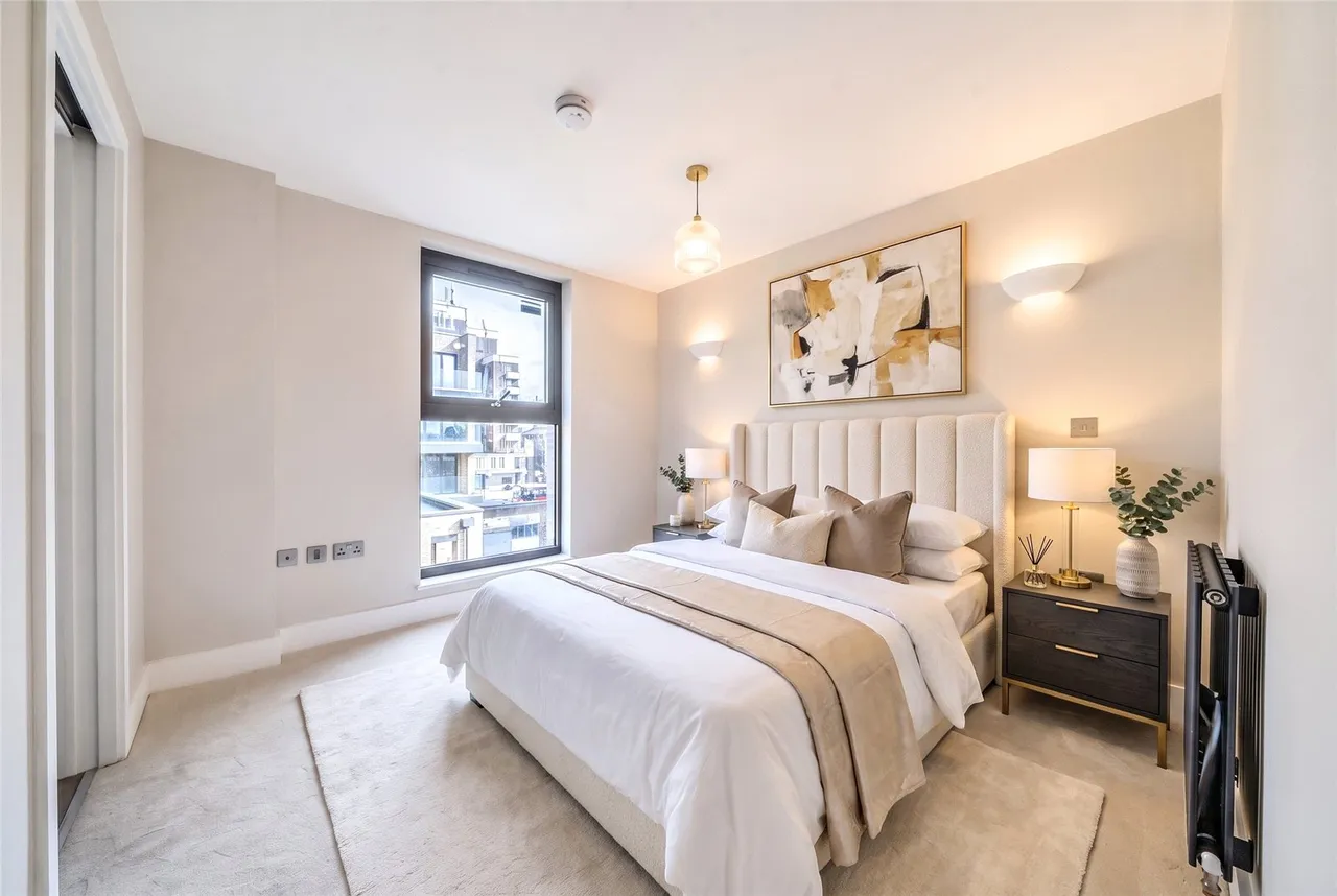Shepherds Bush Road, W6, photo 9