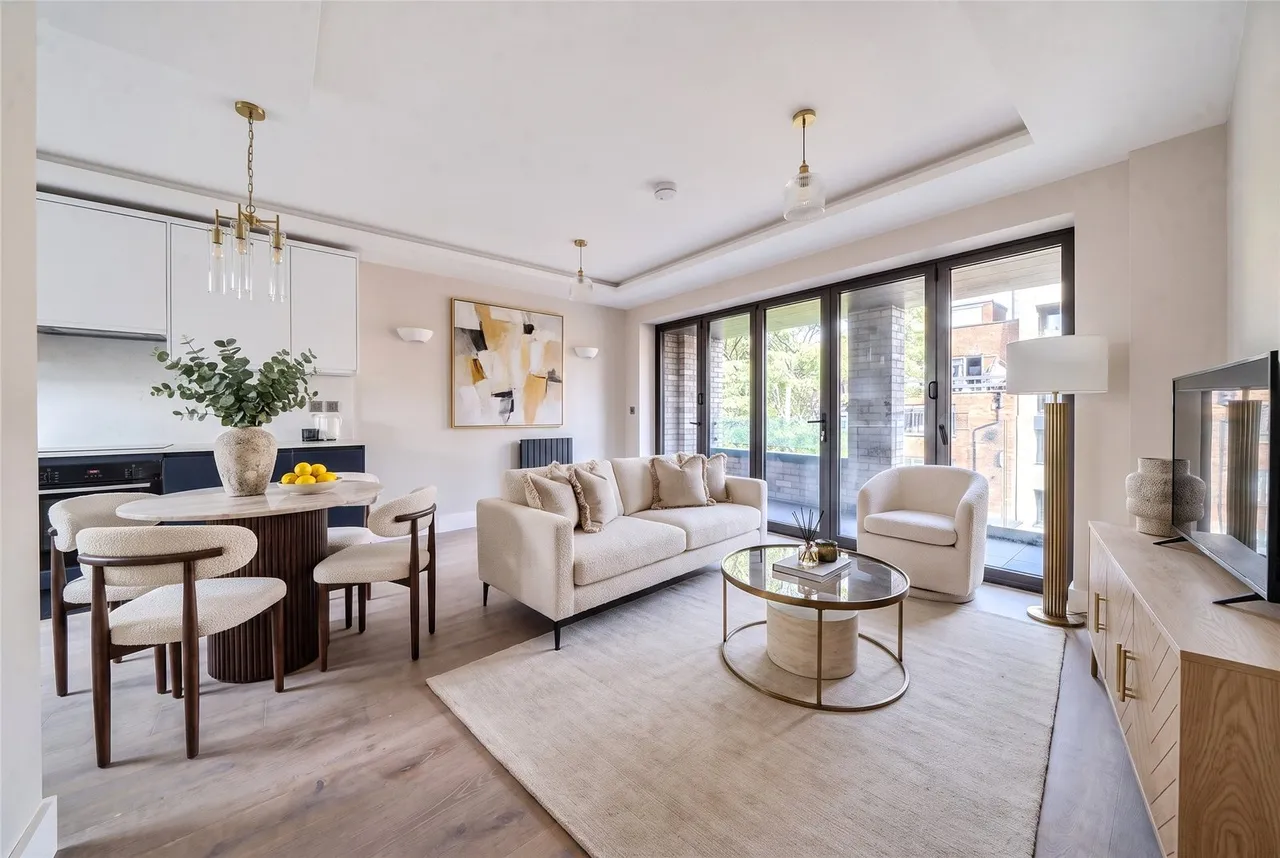 Shepherds Bush Road, W6, photo 8