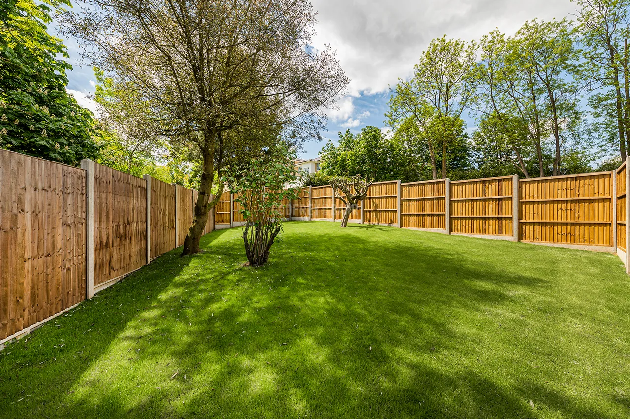 St Vincents Lane, Mill Hill Village, NW7, photo 16