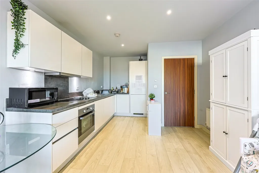 Moorhen Drive, Hendon, NW9, photo 11