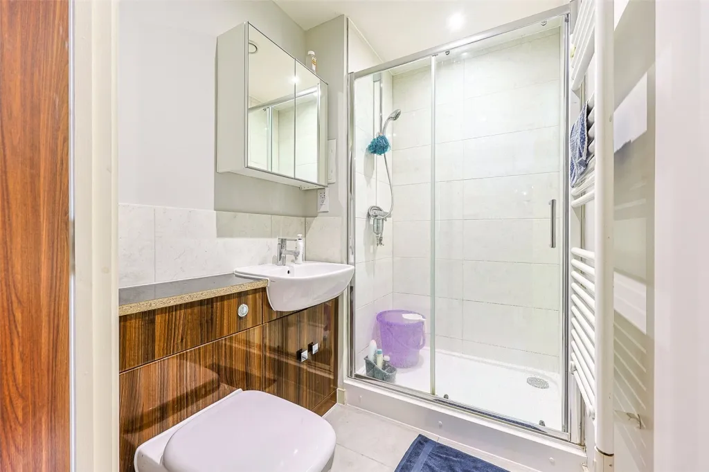 Moorhen Drive, Hendon, NW9, photo 13