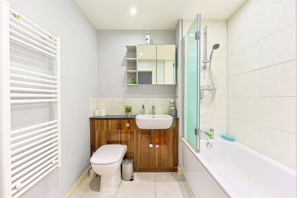 Moorhen Drive, Hendon, NW9, photo 6