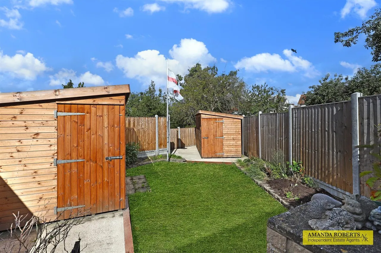 Mark Avenue, Chingford, photo 15