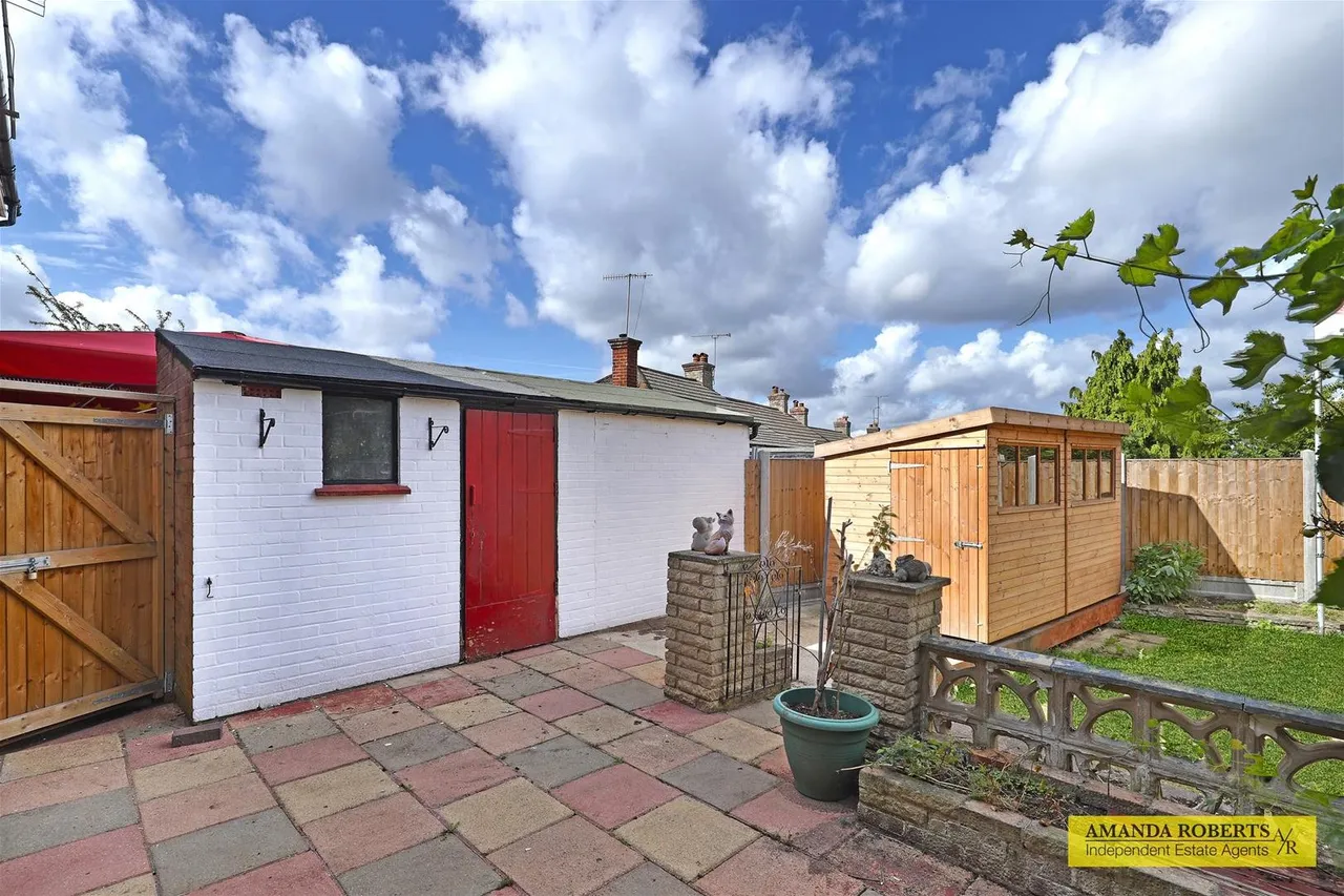 Mark Avenue, Chingford, photo 14