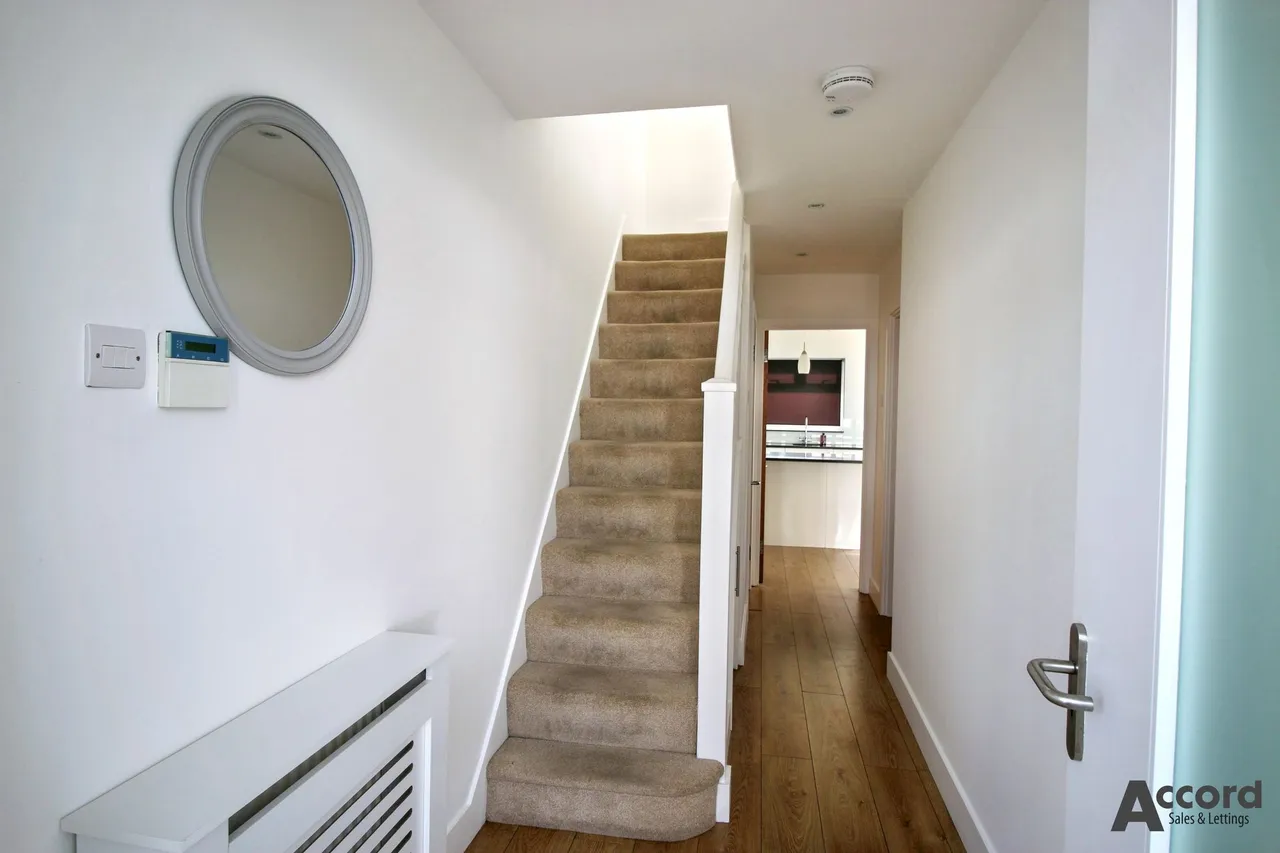 Macdonald Avenue, Hornchurch, RM11, photo 7