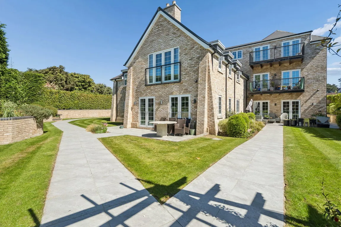Flat Pelican Court, Northwood, HA6, photo 11