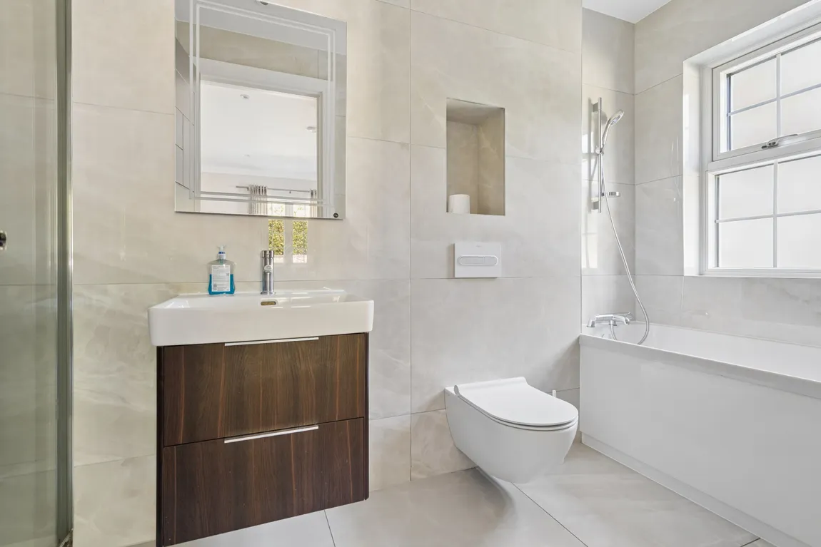 Flat Pelican Court, Northwood, HA6, photo 9