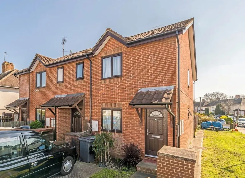 1 bed flat for sale — Fleetwood Road, Kingston Upon Thames, KT1