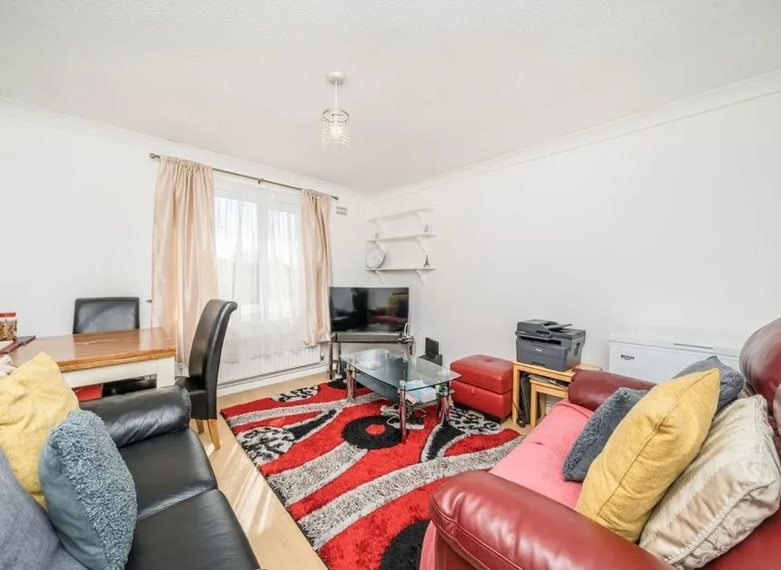 Fleetwood Road, Kingston Upon Thames, KT1, photo 2
