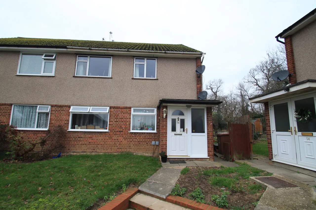 2 bed flat for sale — Lea Vale, Dartford