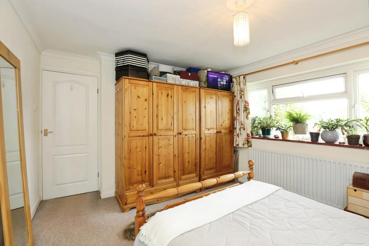 Southern Avenue, Redhill, RH1, photo 10