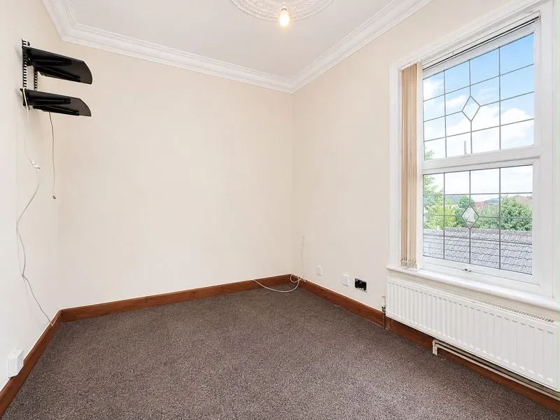 Oak Road, Luton LU4 8AD, photo 9