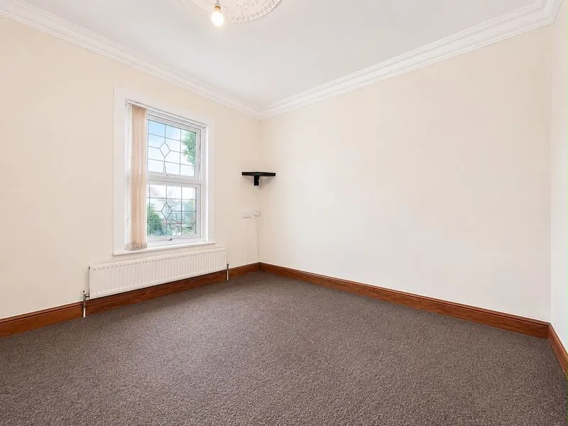 Oak Road, Luton LU4 8AD, photo 8