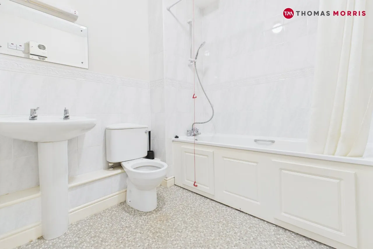 Crosshall Road, Eaton Ford, PE19, photo 5