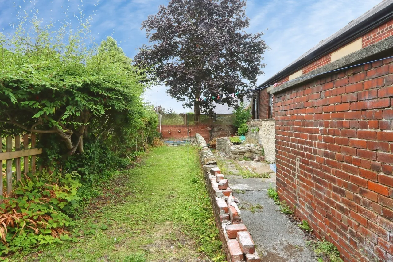 Greenhill Main Road, Sheffield, S8, photo 12