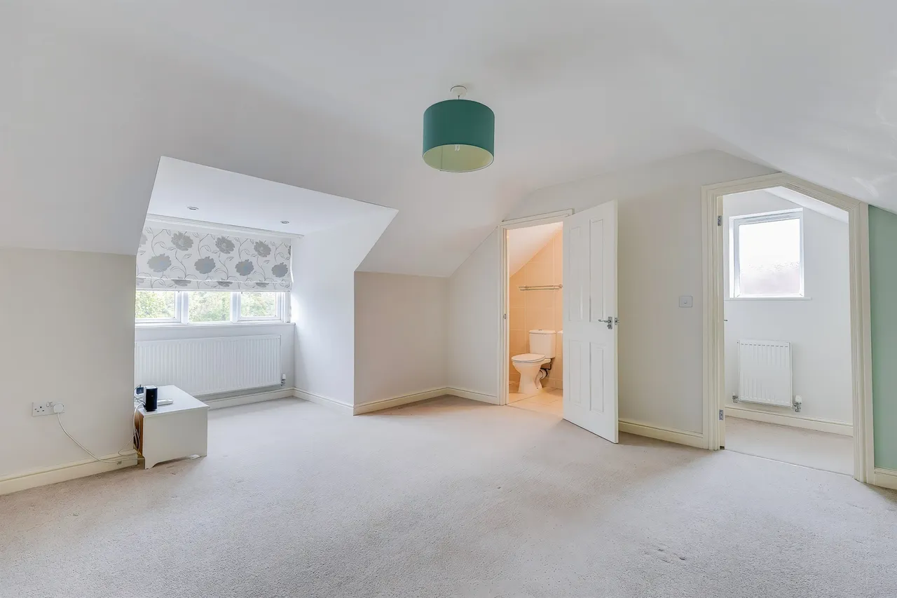 Cyncoed Place, Cardiff, CF23, photo 17