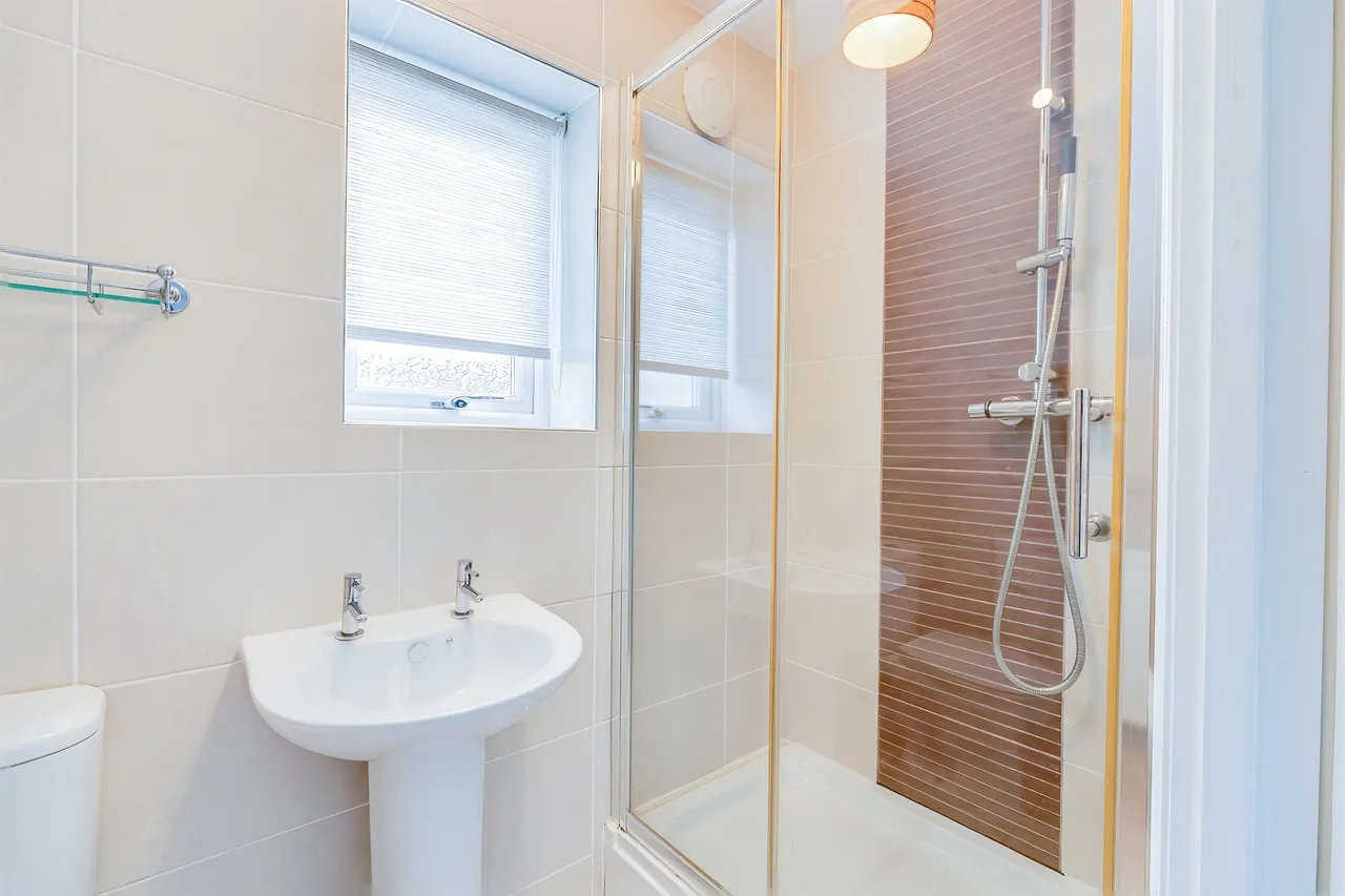 Cyncoed Place, Cardiff, CF23, photo 30