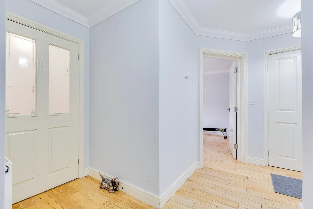 Cyncoed Place, Cardiff, CF23, photo 5
