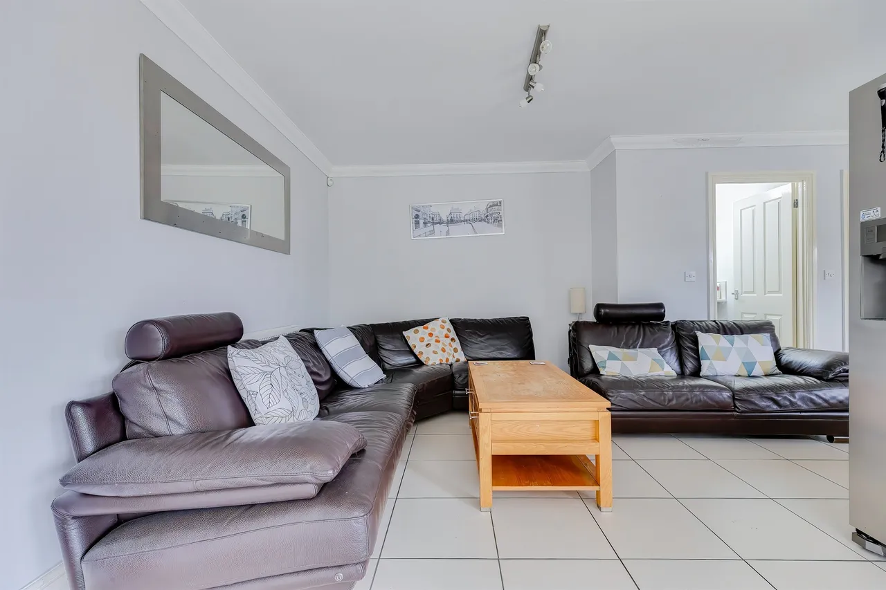Cyncoed Place, Cardiff, CF23, photo 7
