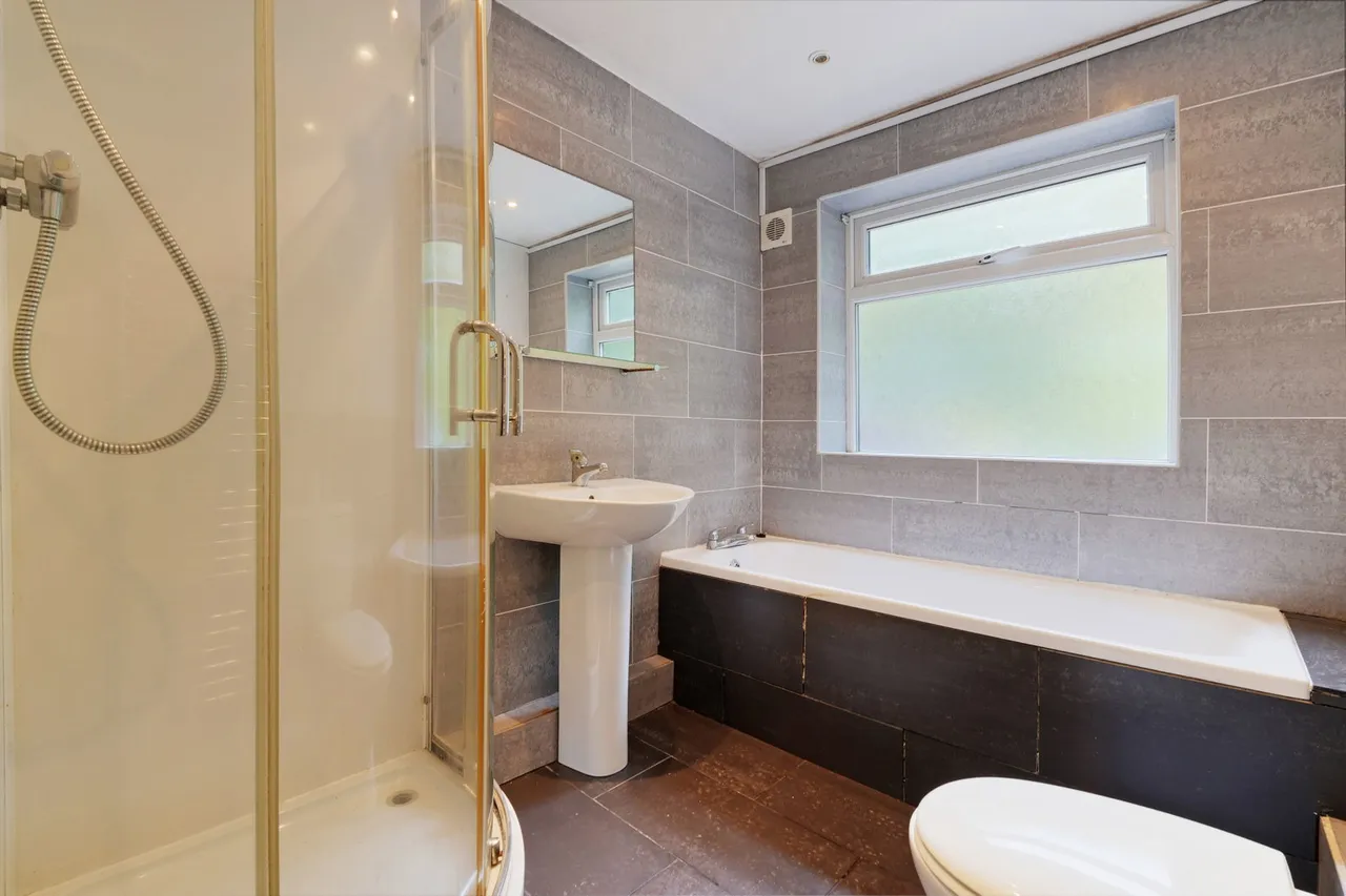 Holme Close, Sheffield, S6, photo 9