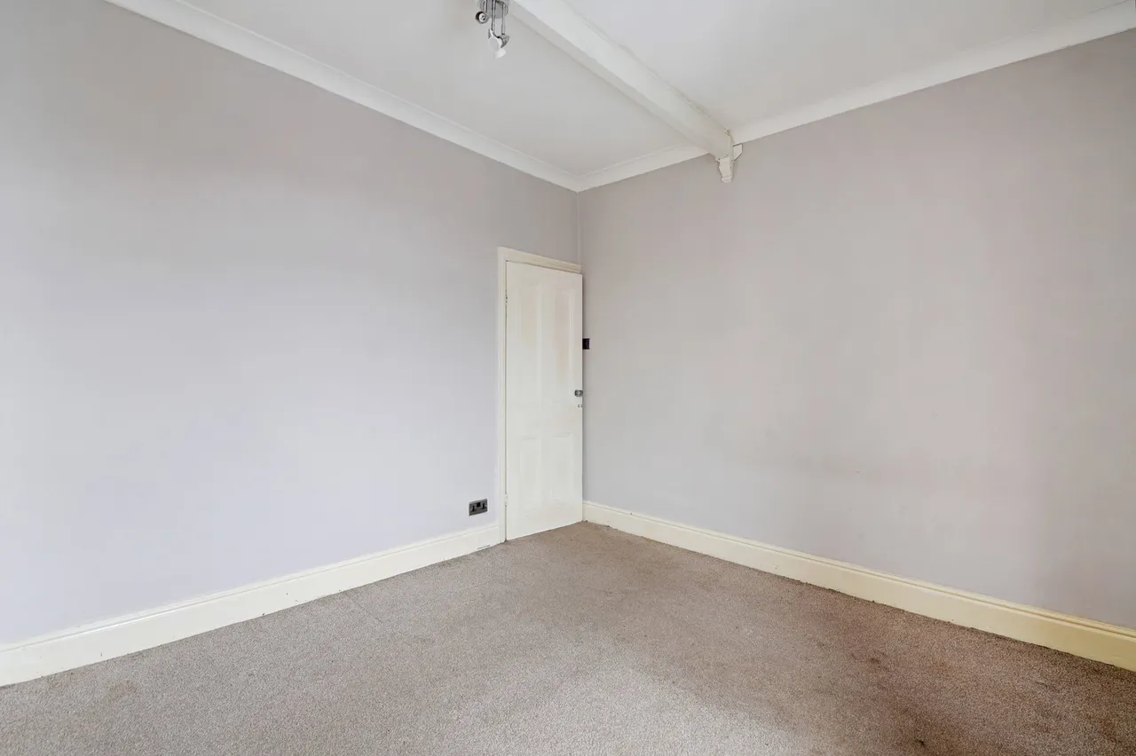 Holme Close, Sheffield, S6, photo 13