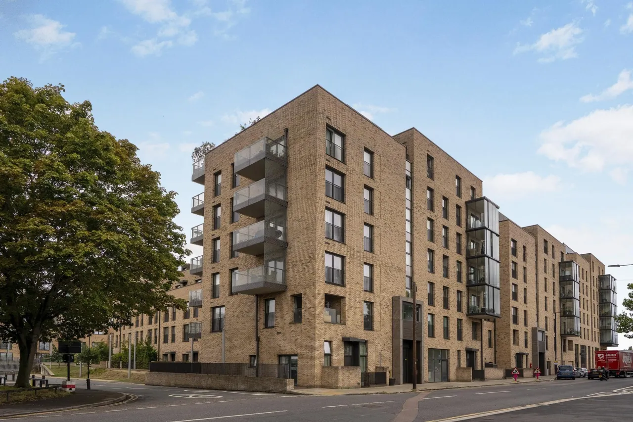 Leyton Road, London, E15, photo 14