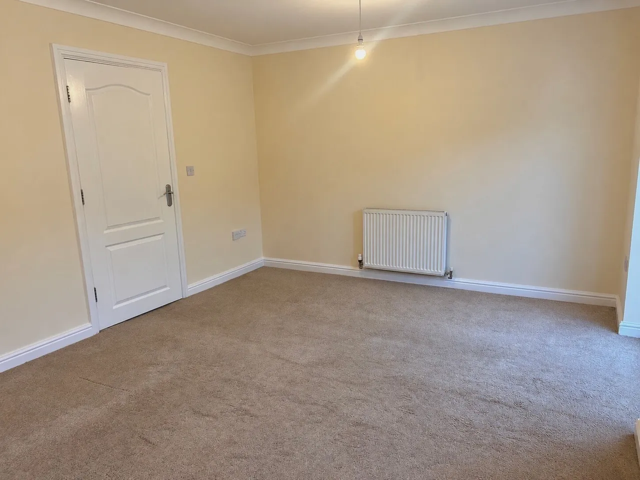 Ashleigh Avenue, Sutton-In-Ashfield, NG17, photo 6