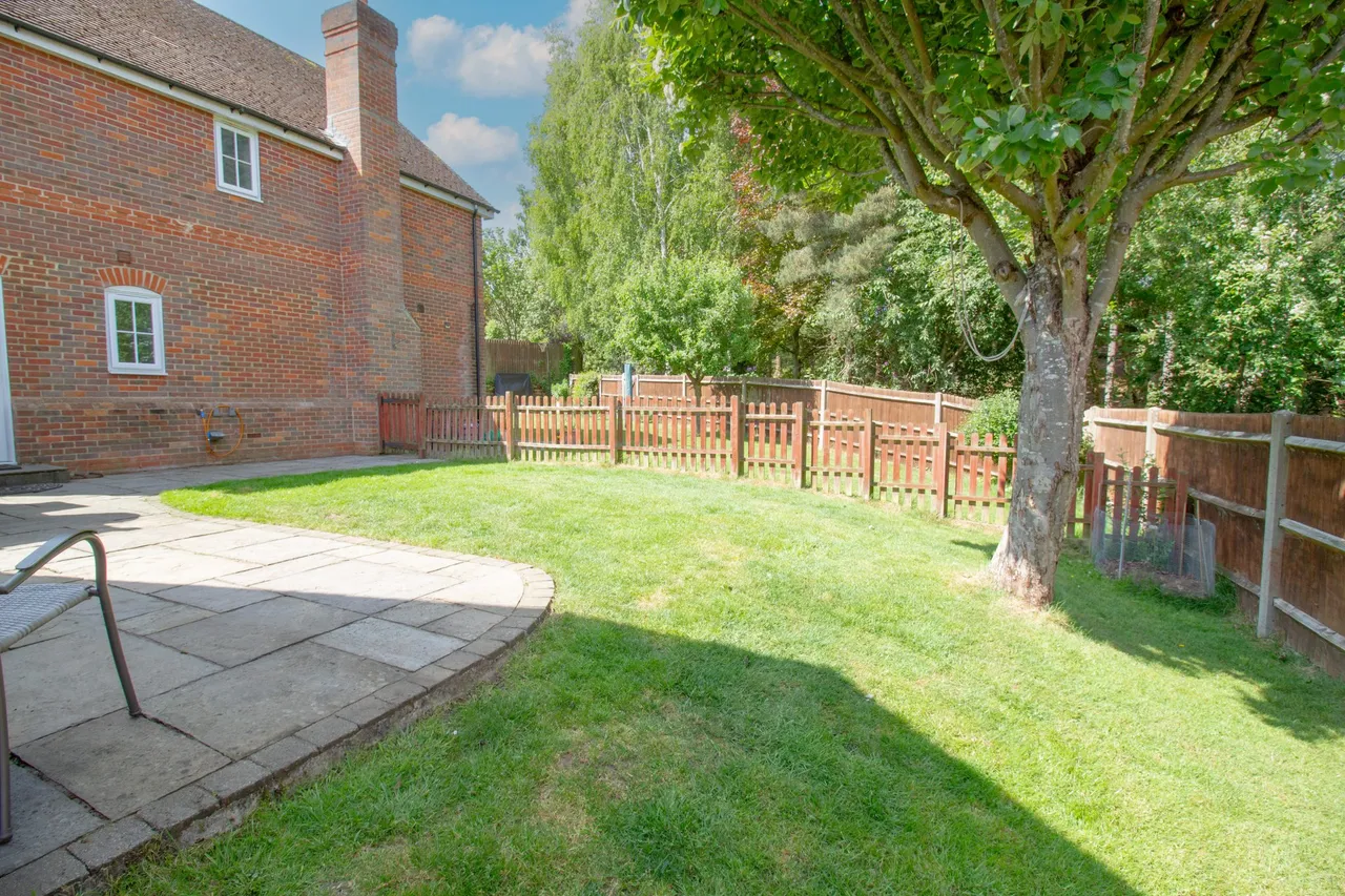 Fullerton Close, Fleet, GU51 1BJ, photo 16