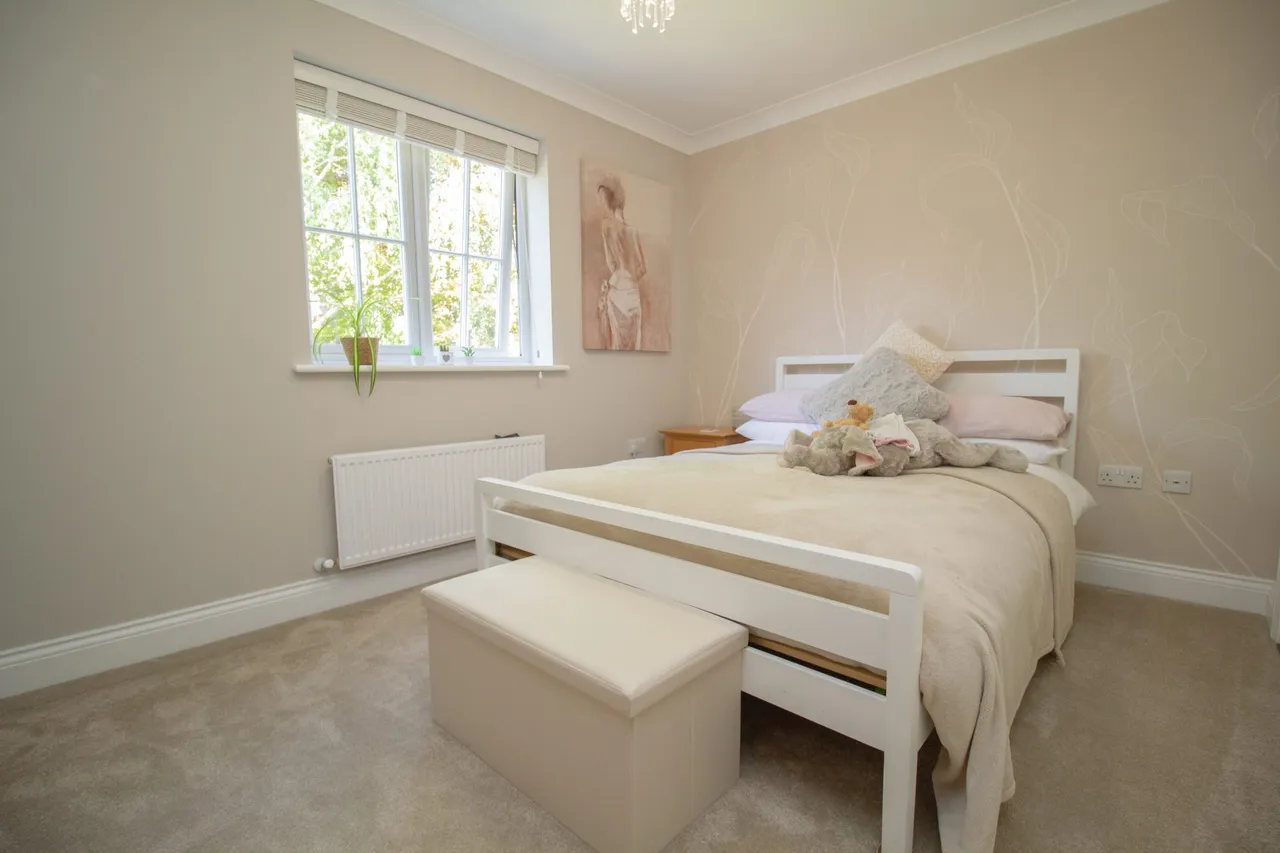 Fullerton Close, Fleet, GU51 1BJ, photo 13