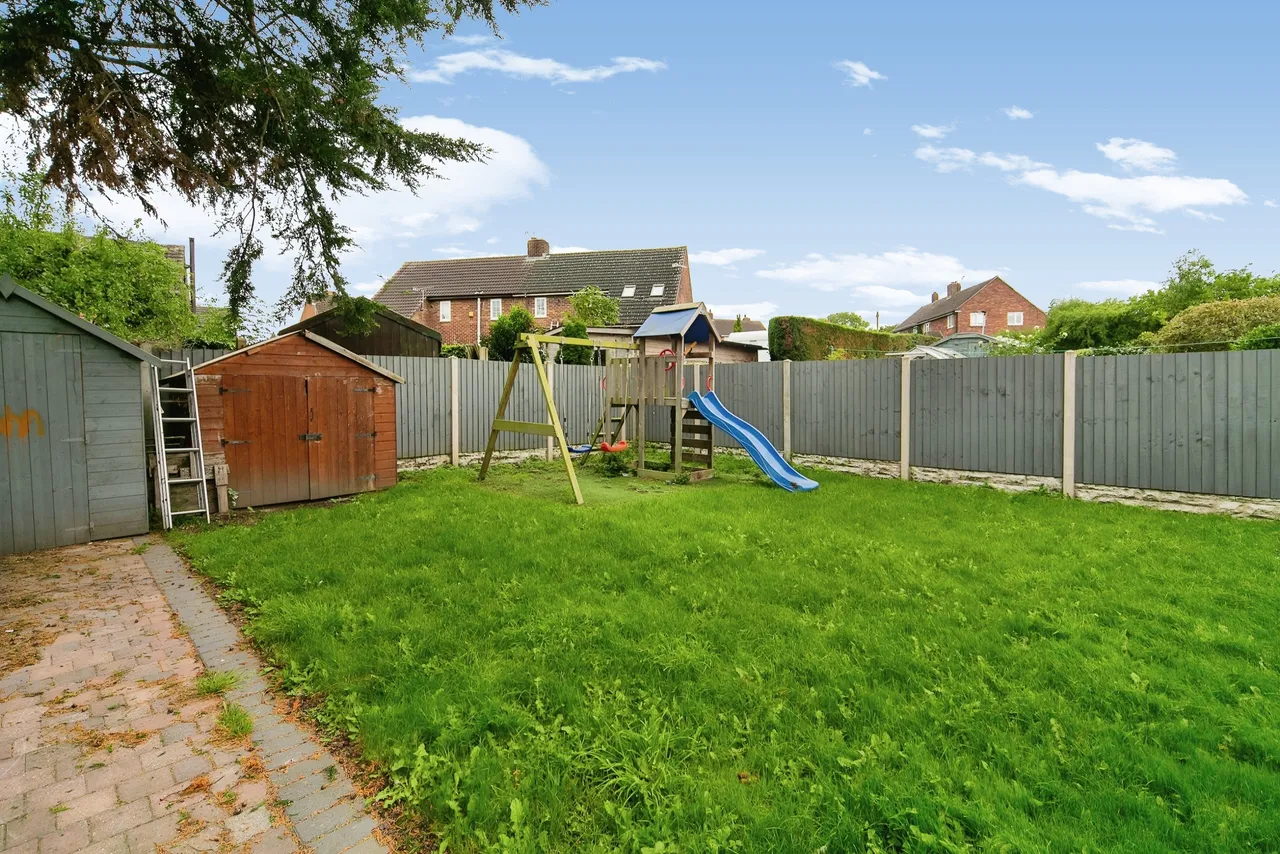 School Lane, Mickle Trafford, CH2, photo 13