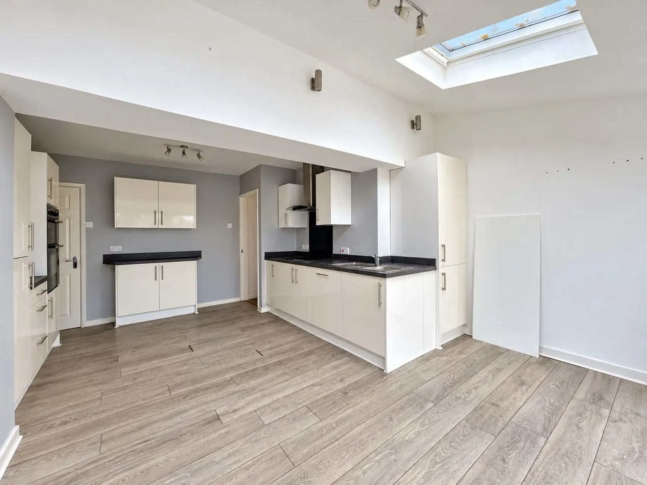Annis Close, Alderley Edge, photo 6