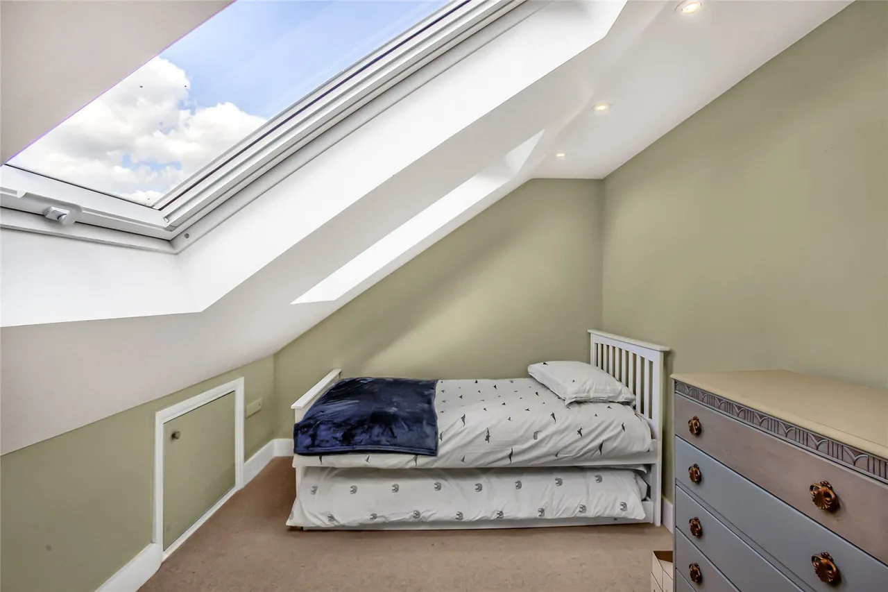 Crowborough Road, Furzedown, photo 10