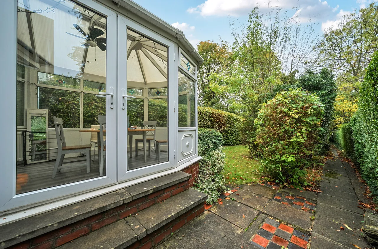 Buckingham Drive, Headingley, LS6, photo 23