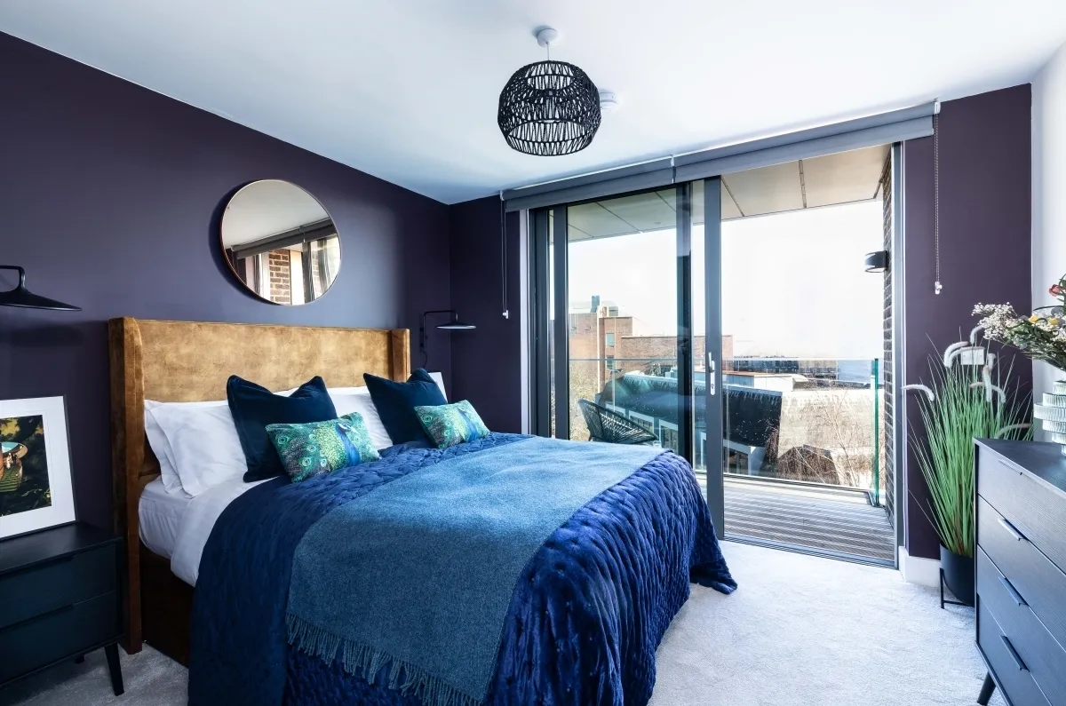 Fairfield Avenue, Sta, TW18, photo 8