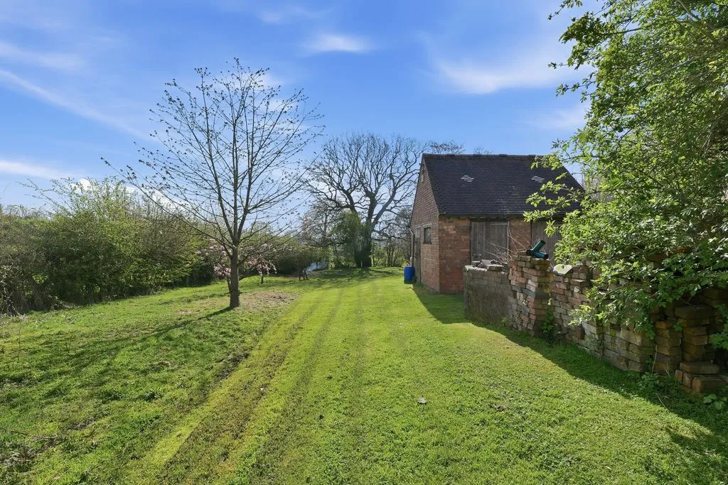 Turf Pitts Lane, Canwell, B75, photo 34