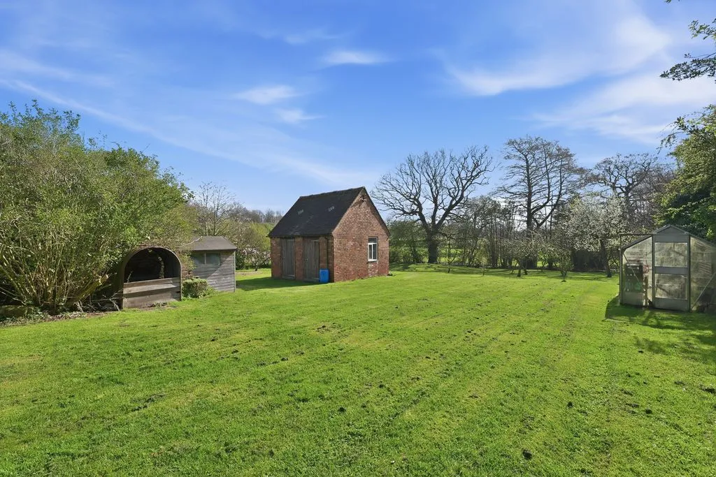 Turf Pitts Lane, Canwell, B75, photo 33
