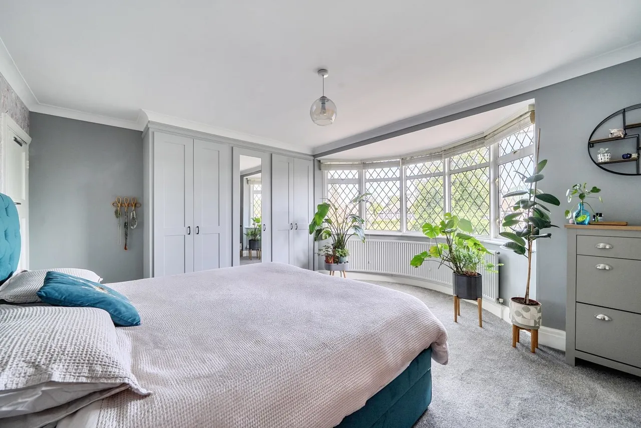 Kingston Road, Epsom, KT19, photo 2