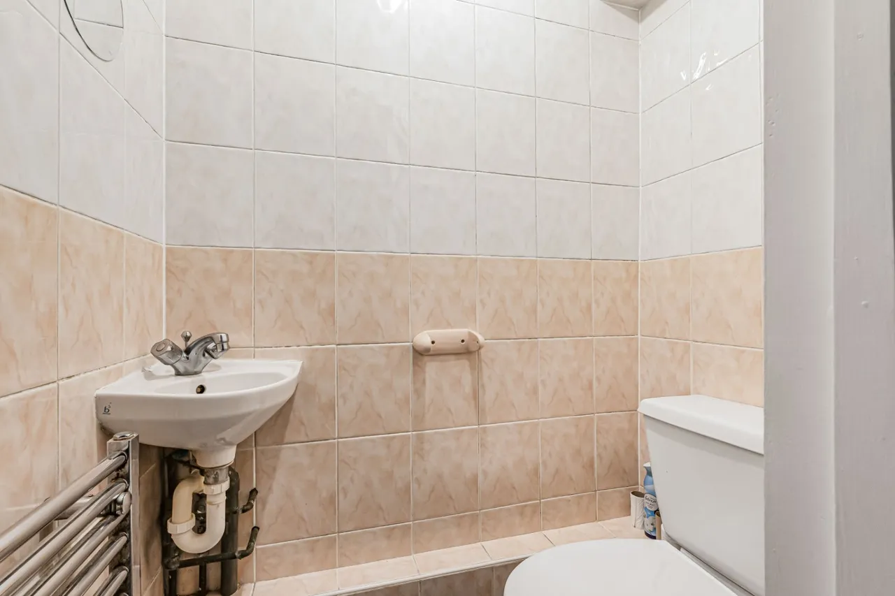 Gyles Park, Stanmore, HA7, photo 11