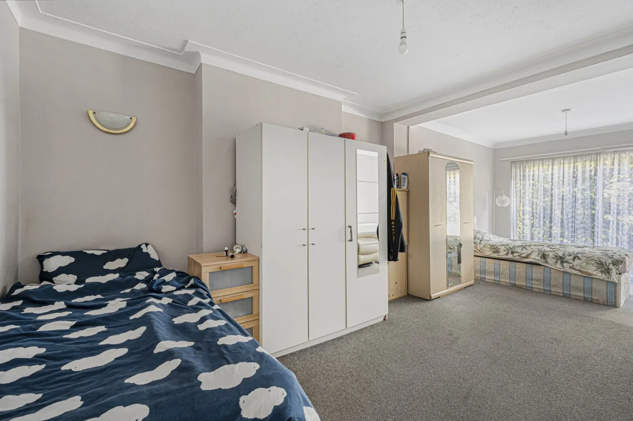 Gyles Park, Stanmore, HA7, photo 5