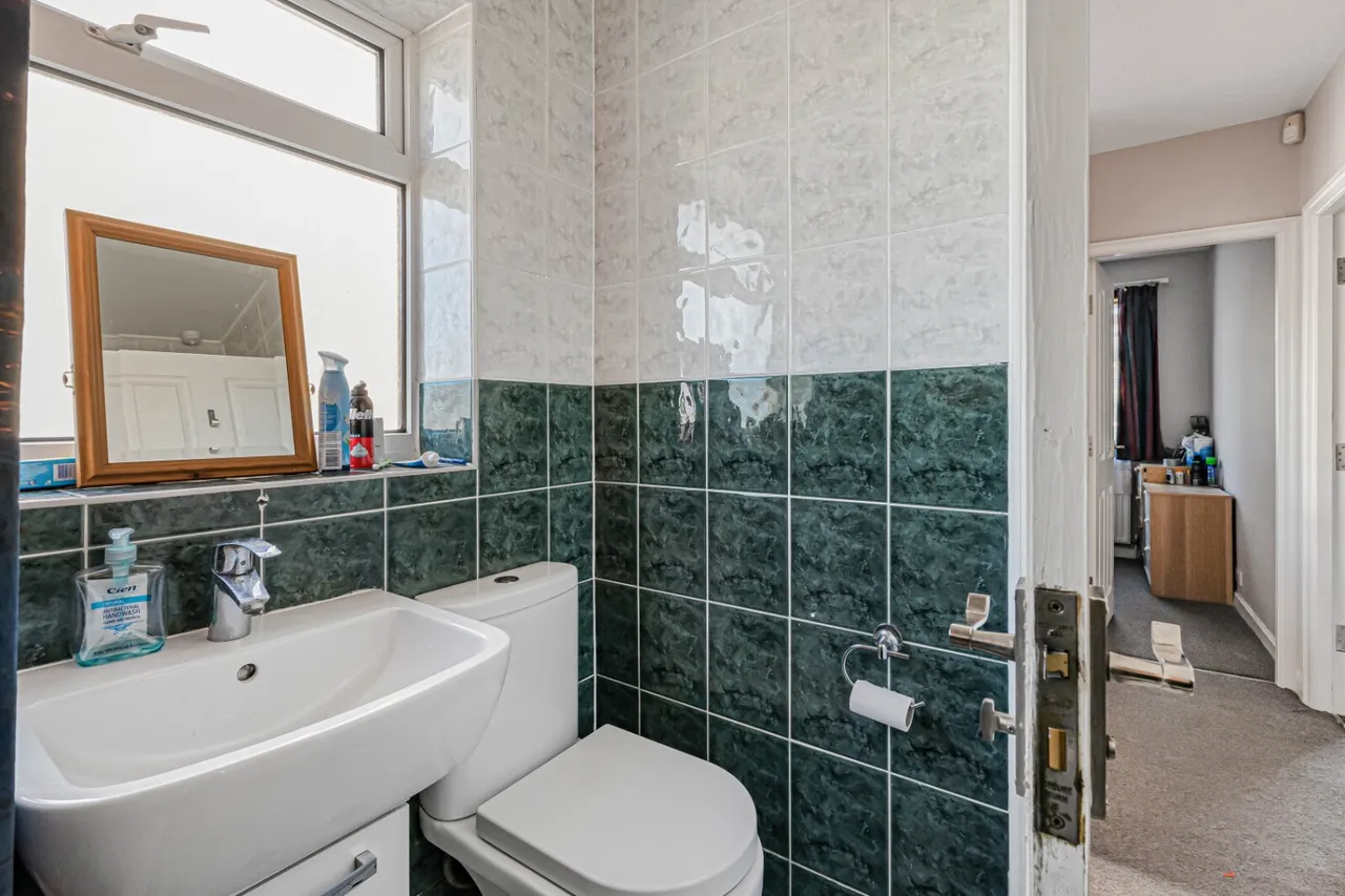 Gyles Park, Stanmore, HA7, photo 16