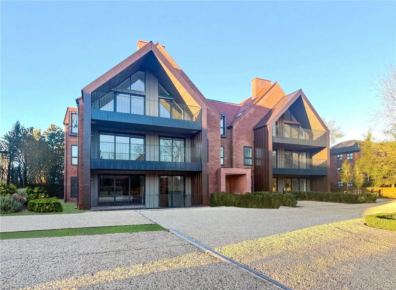 3 bed flat for sale, Meols Drive, CH48