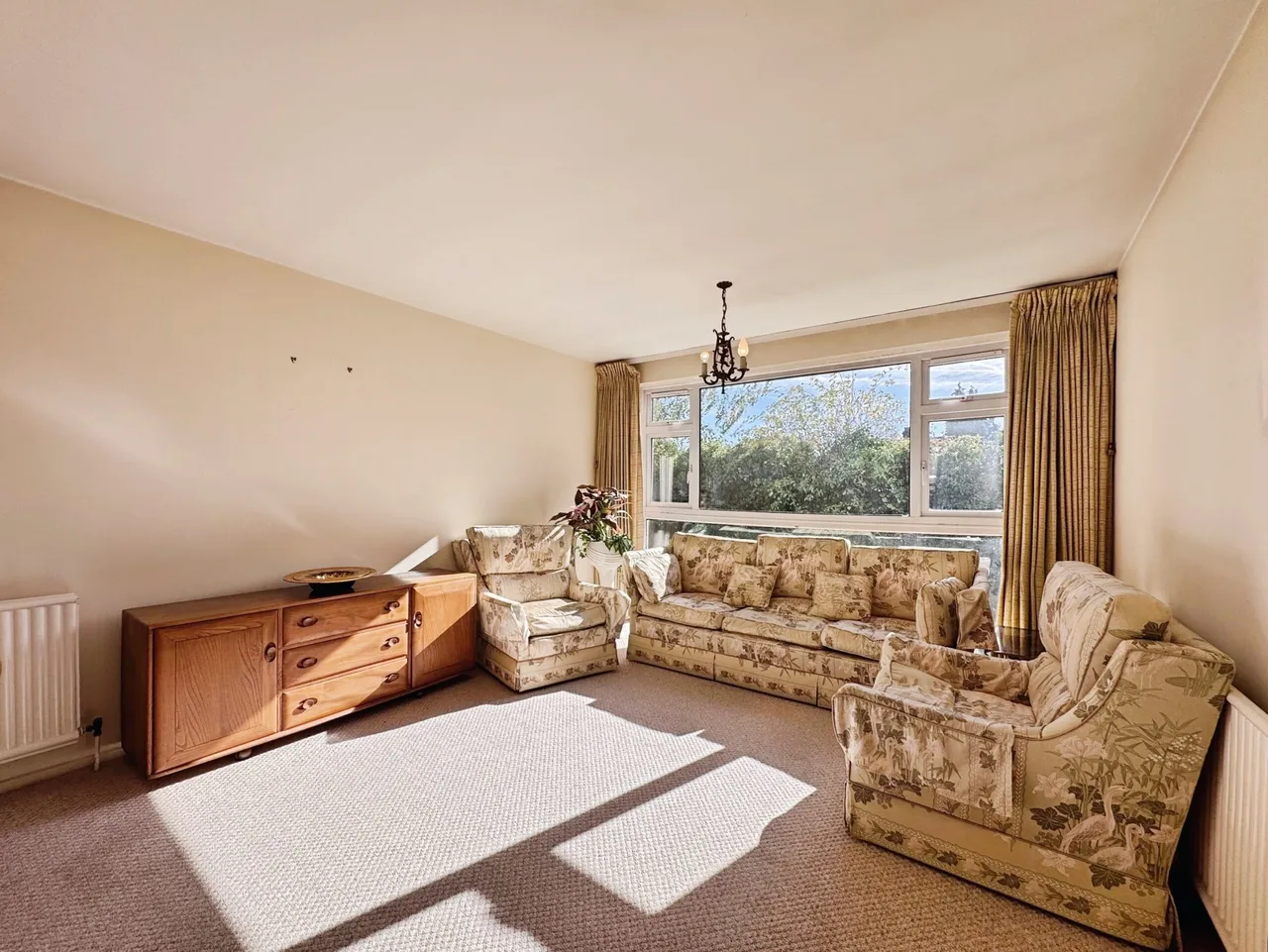 Stratton Close, Edgware, HA8, photo 8