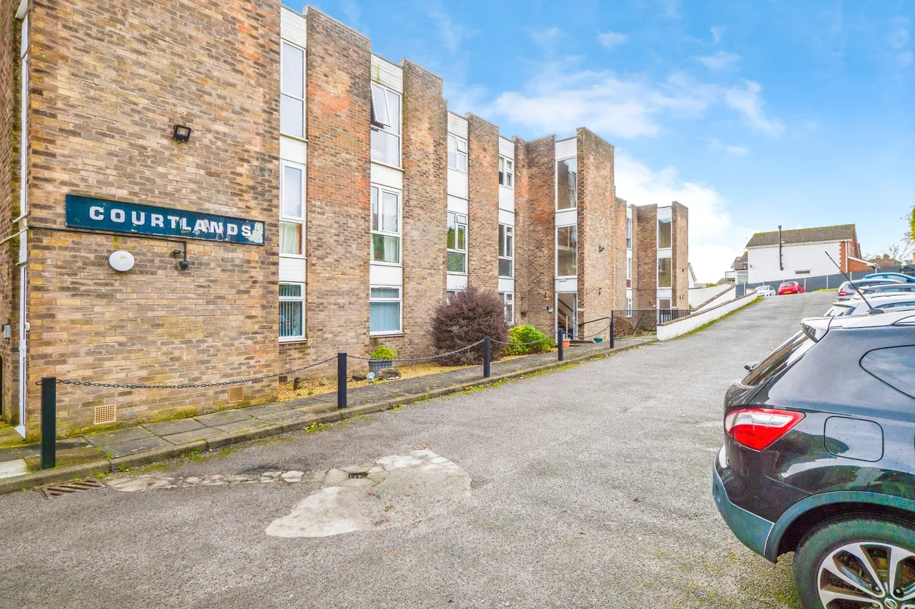 Park Road, Barry, photo 10