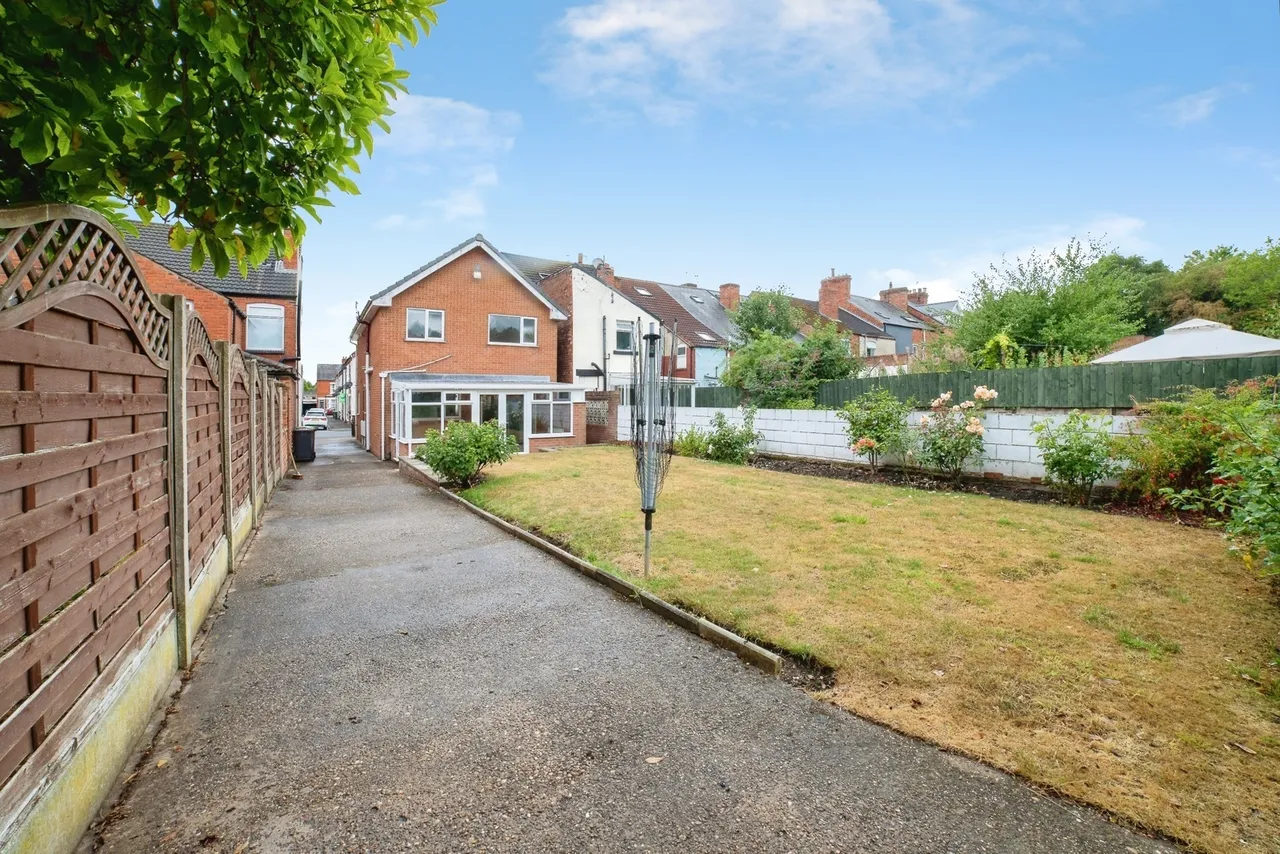 Bentinck Street, Hucknall, Nottingham, Nottinghamshire, NG15, photo 4