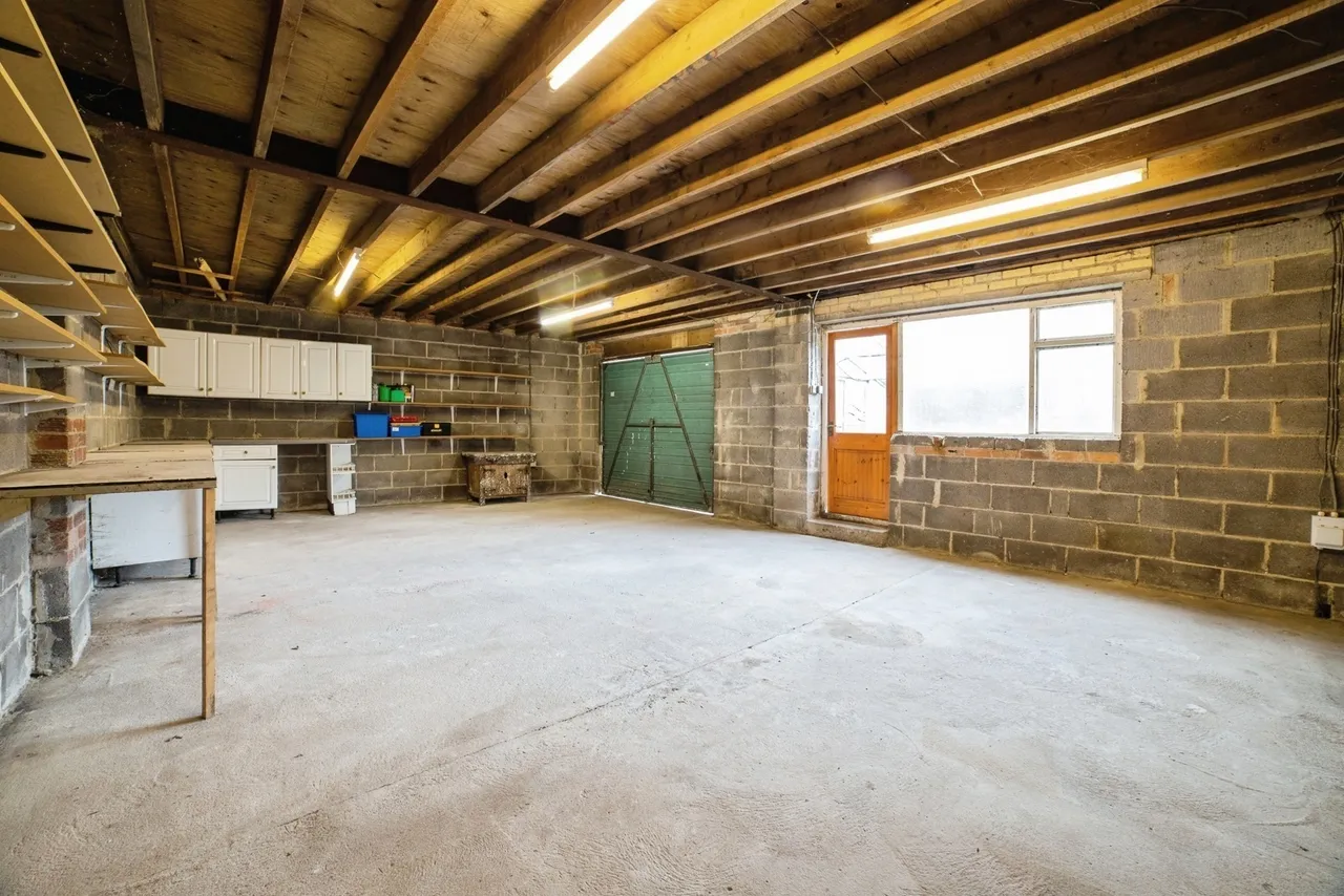 Bentinck Street, Hucknall, Nottingham, Nottinghamshire, NG15, photo 22